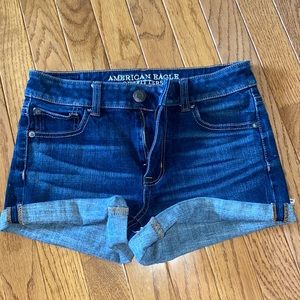 American Eagle High Rise Shortie Size: 2